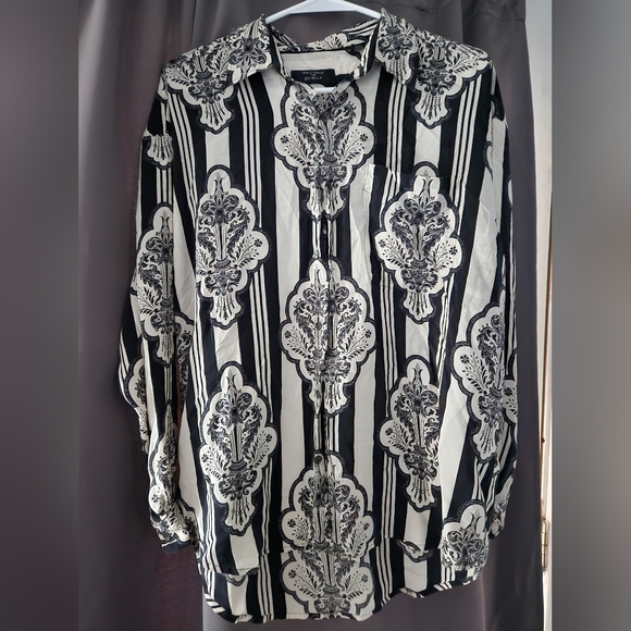 Silk button blouses - Picture 2 of 5